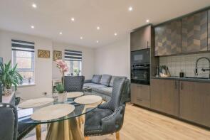 33, Viscount Drive, Beckton, London E6 5XQ