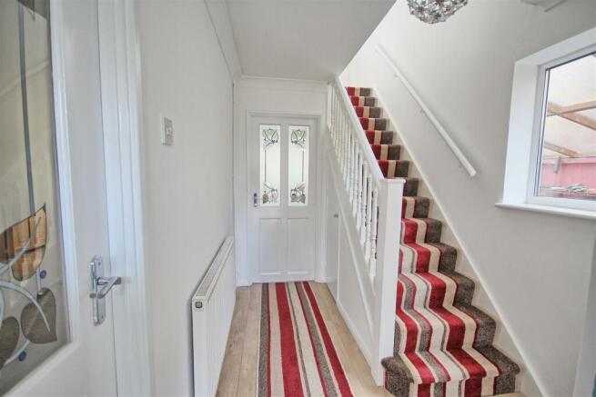 ENTRANCE HALLWAY