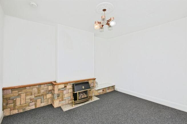 Tutbury Road, Burton-On-Trent photo 4