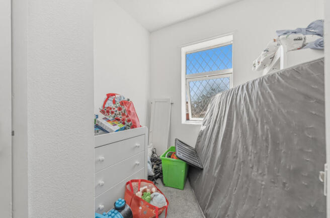 3 bed Terraced for sale Image 10