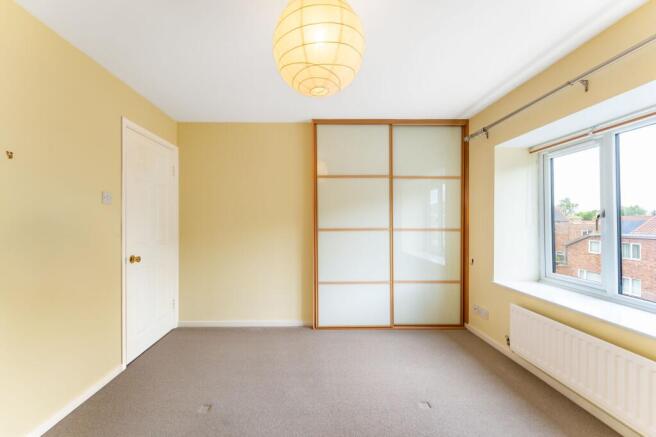 3 bed Terraced for sale Image 5