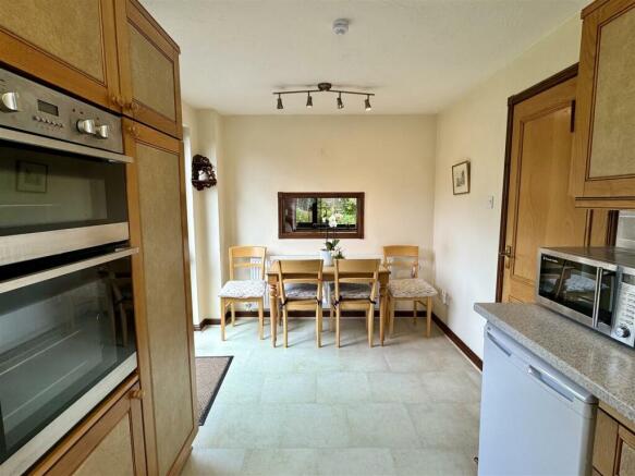 Kitchen Breakfast Room