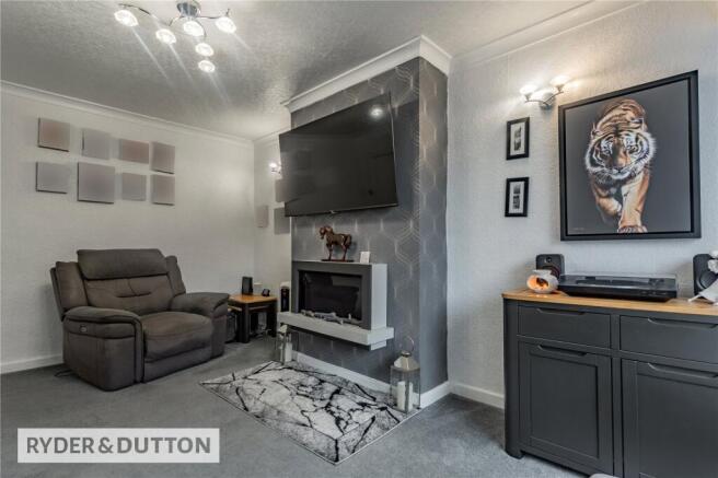 3 bed Semi-Detached Bungalow for sale Image 4