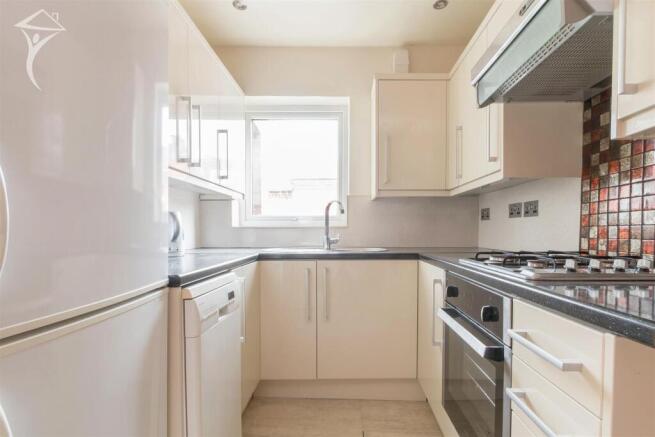 Bournville lane 29 flat 1 kitch.jpg