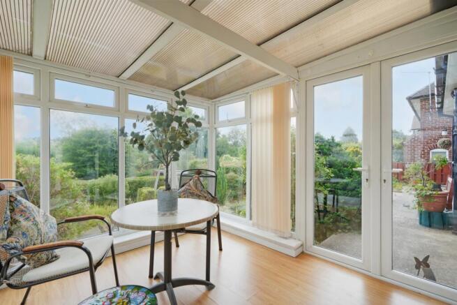 2 bed Detached Bungalow for sale Image 10