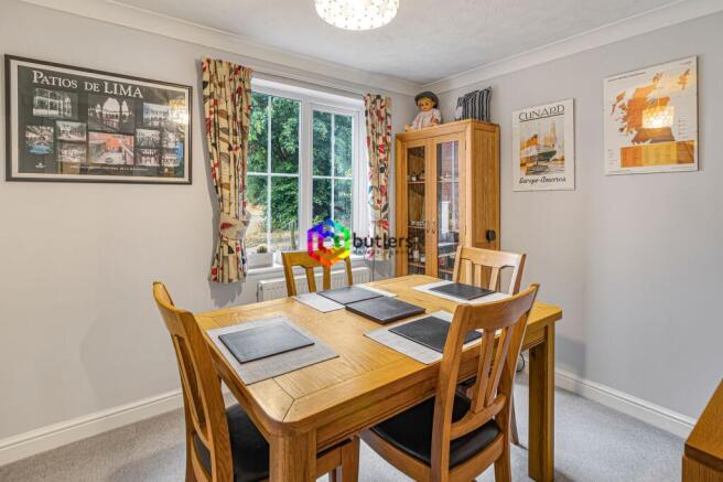 3 bed Detached for sale Image 6