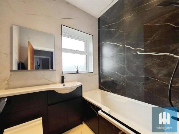 3 bed Semi-Detached for sale Image 8