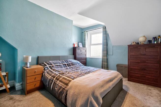 2 bed Apartment for sale Image 9