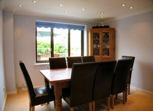 Dining room  10'9 x 10'8