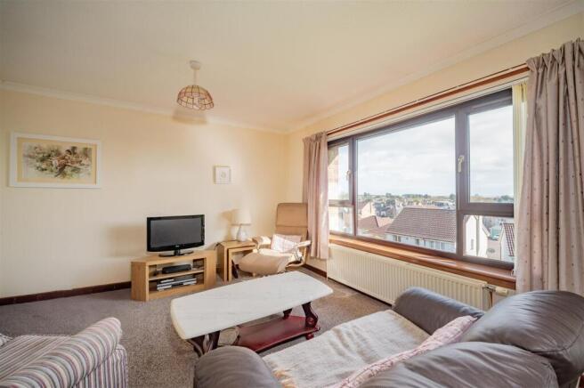 57E Lorne Crescent Monifieth-7.JPG