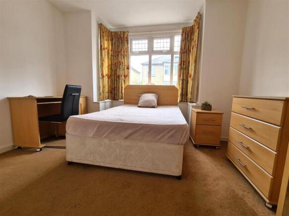 Bedroom 1 - 48 Elizabeth Way