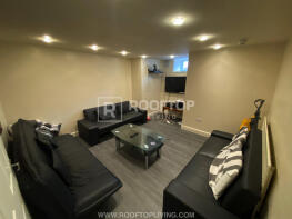 45, Mayville Avenue, Hyde Park, Leeds LS6 1NQ