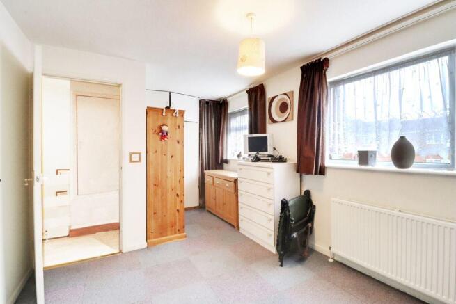 Bedroom 1 (Double)