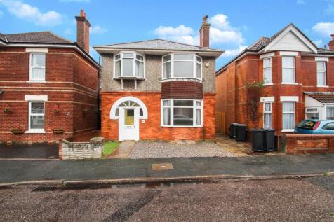 Highfield Road, Bournemouth, BH9