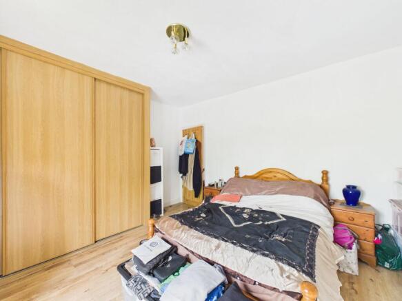 2 bed Terraced for sale Image 9