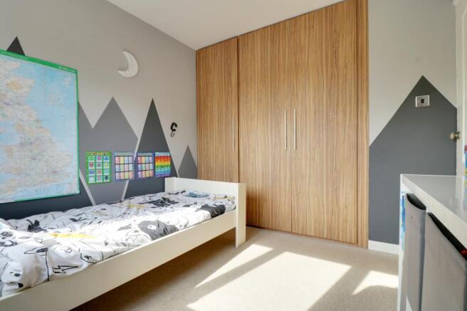 Bedroom 2 (double)
