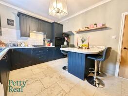 452, Gisburn Road, Nelson BB9 6LZ