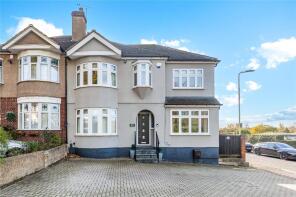 50, Shepherds Hill, Romford RM3 0NJ