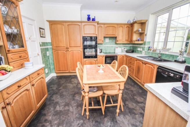 Kitchen/Breakfast
