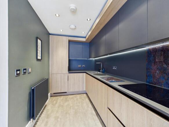 3 bed Semi-Detached for sale Image 10