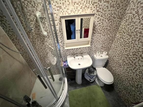 4 bed Terraced for sale Image 9