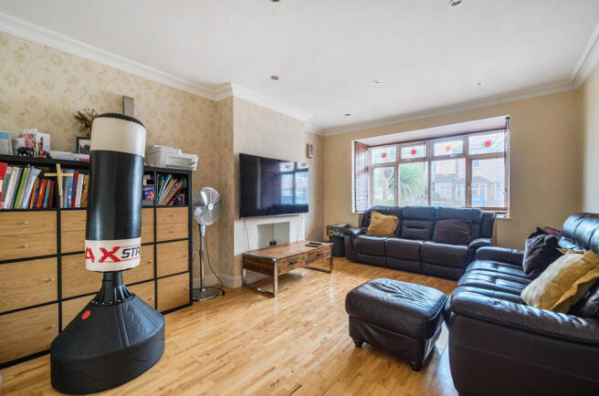 1383219-15-691dfd...