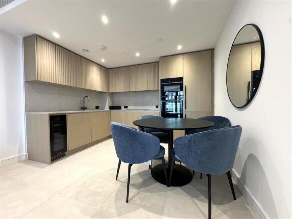 Kitchen pic 4.jpeg