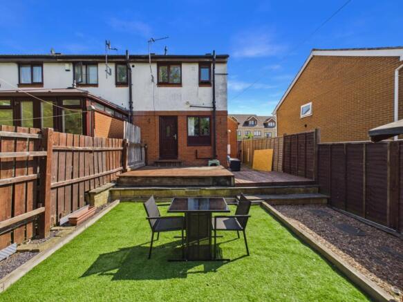 2 bed End of Terrace for sale in batley