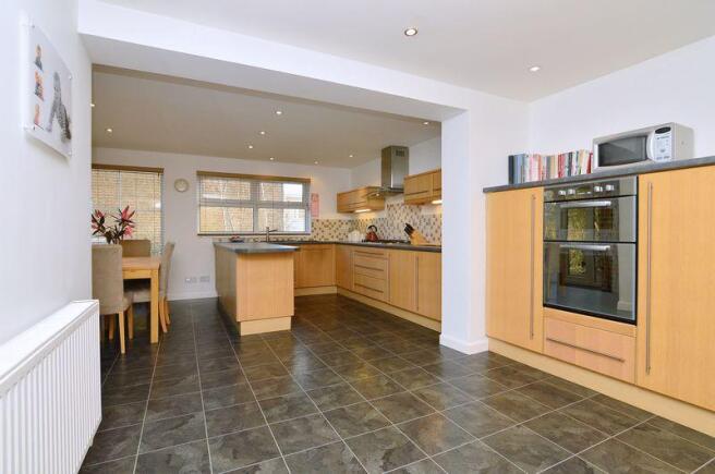Kitchen/Dining R...