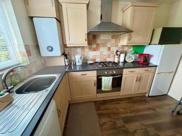 Markham Close, Bournemouth photo 4
