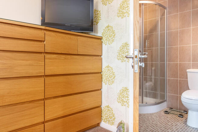 En Suite Shower R...