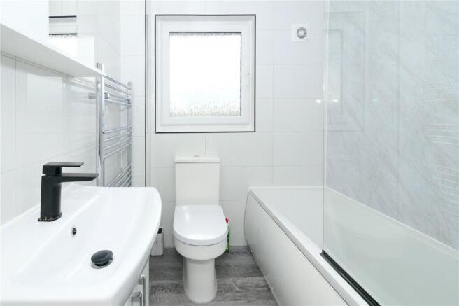 3 bed Semi-Detached for sale Image 8