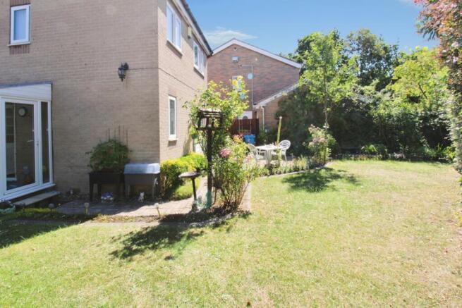 3 bed Detached for sale Image 11