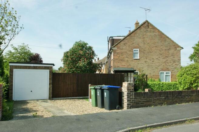 Garage & Parking