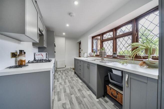 4 Witherley Road, Atherstone