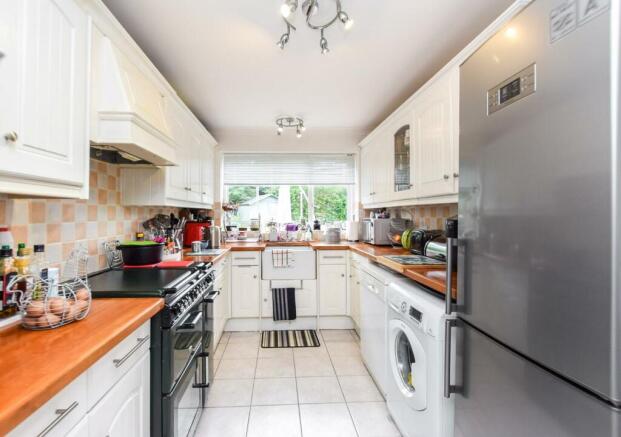 kitchen 3.jpg