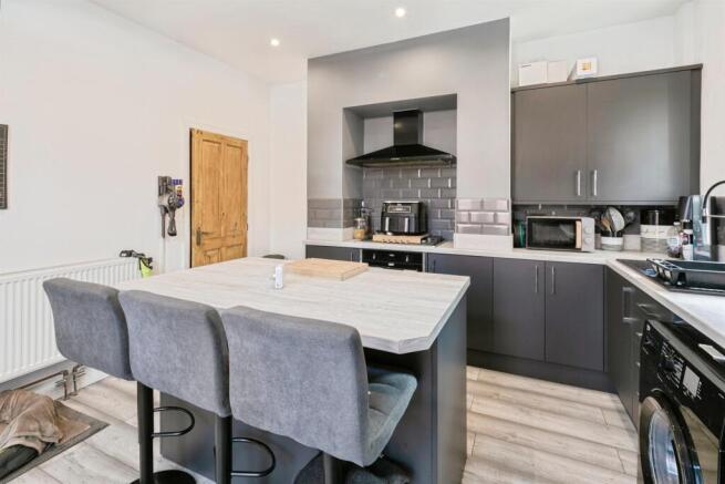 2 bed End of Terrace for sale Image 4
