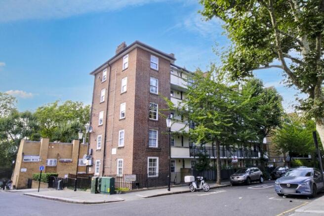 Flat 1 Winterbourne House, Portland Road, London, W11 4LS photo 2