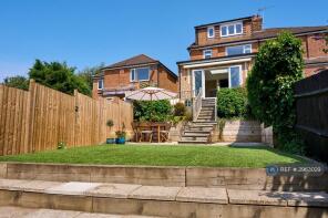 31, Meadow Road, Berkhamsted HP4 1EB