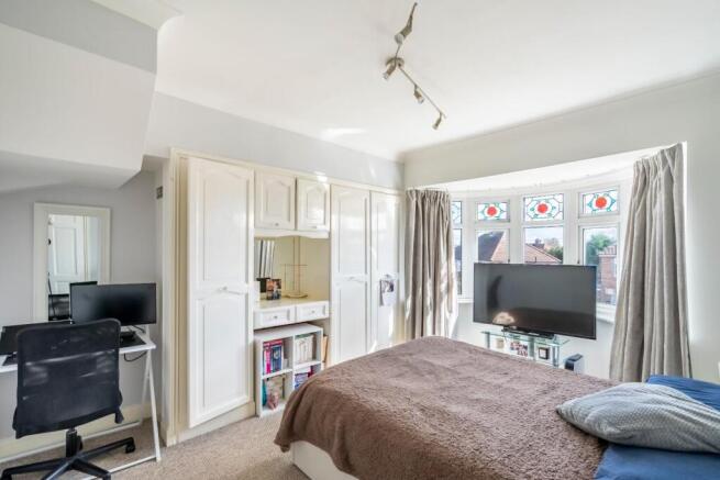 5 bed Semi-Detached for sale Image 12