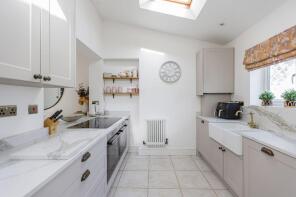 28, Quarry Road, Old Town, Swindon SN1 4EN