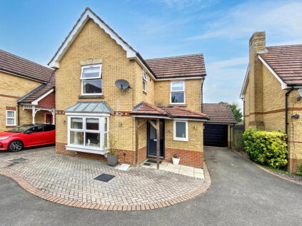 Siskin Close, Kennington, Ashford, TN25 4QL