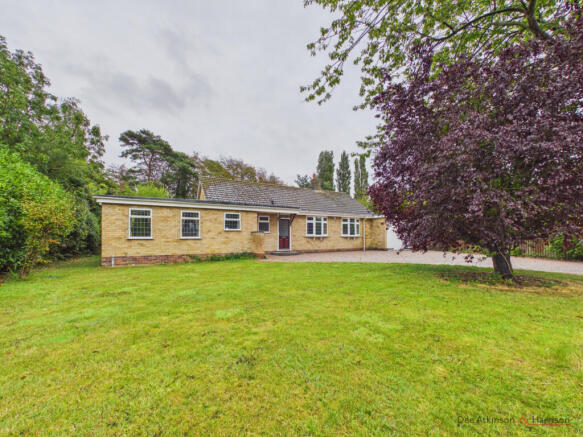 3 Bedroom Bungalow - detached for Sale