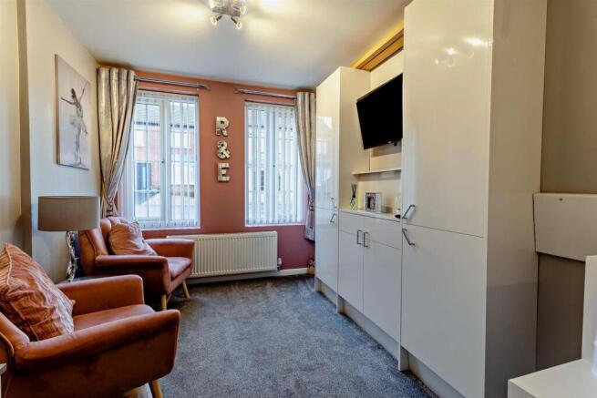 Snug/ Everday Room