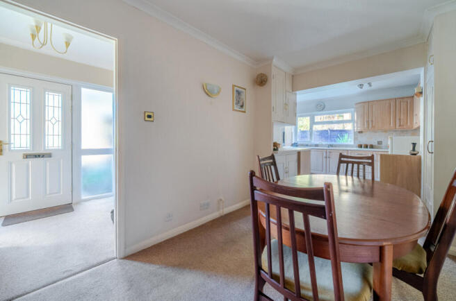 1387293-4-693aca2...