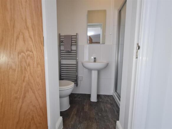 Shower room to use.jpg