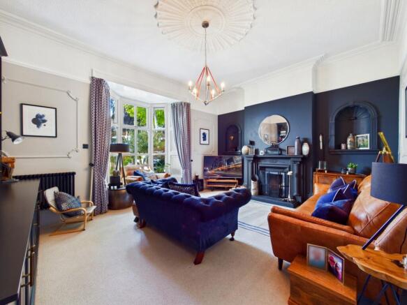 3 bed Semi-Detached to rent Image 9