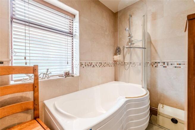 4 bed Semi-Detached for sale Image 9