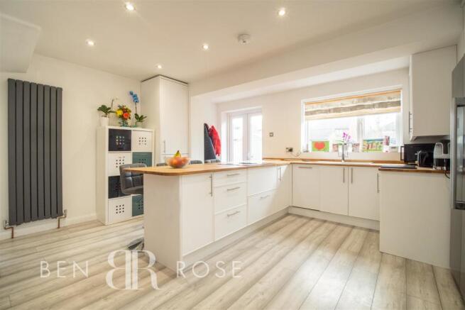 Kitchen/Breakfast Room