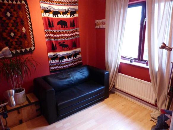 BEDROOM 3